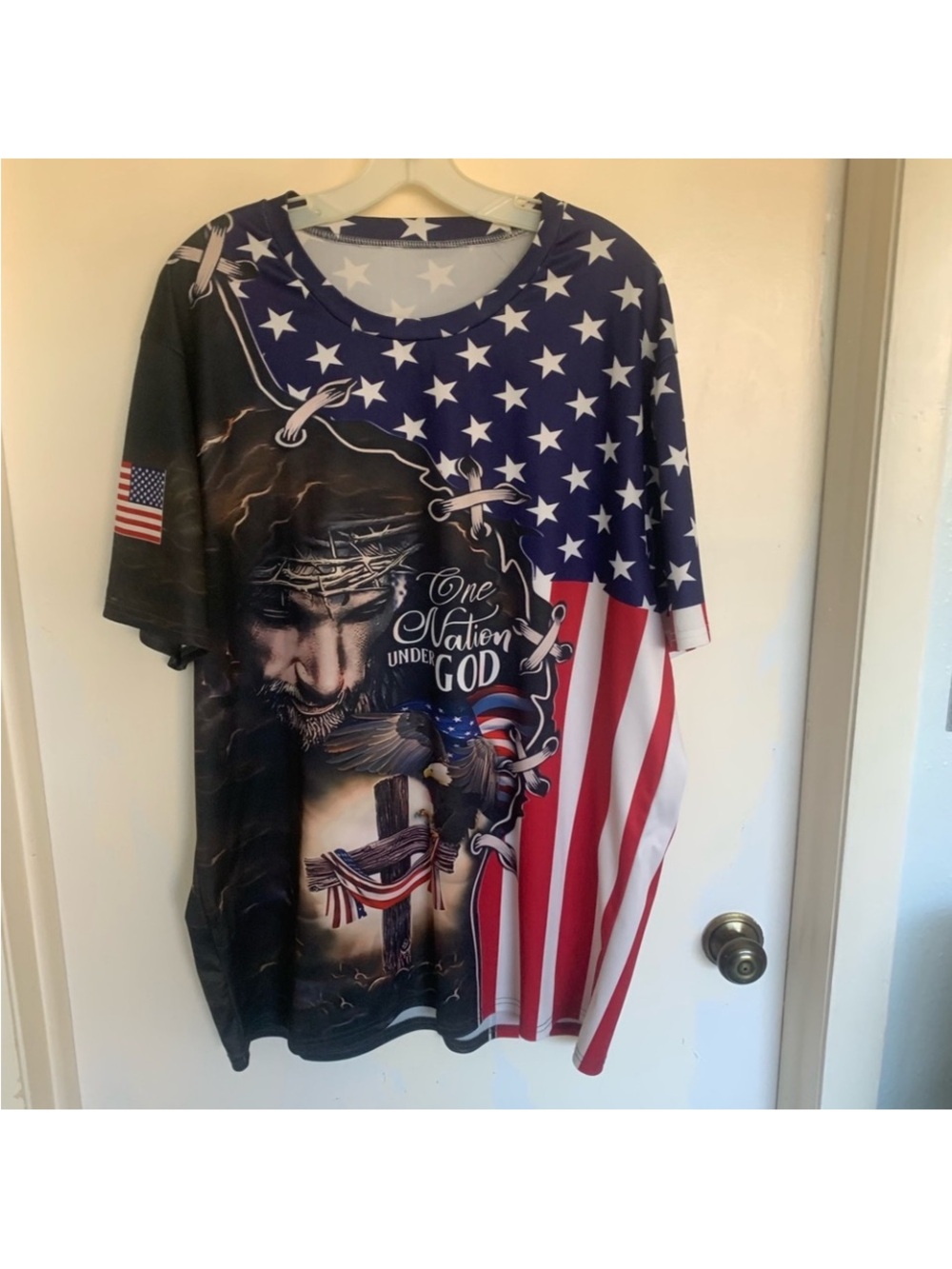 Source Unknown Red White and Blue Patriotic Short Sleeve Tee with Graphic Cross